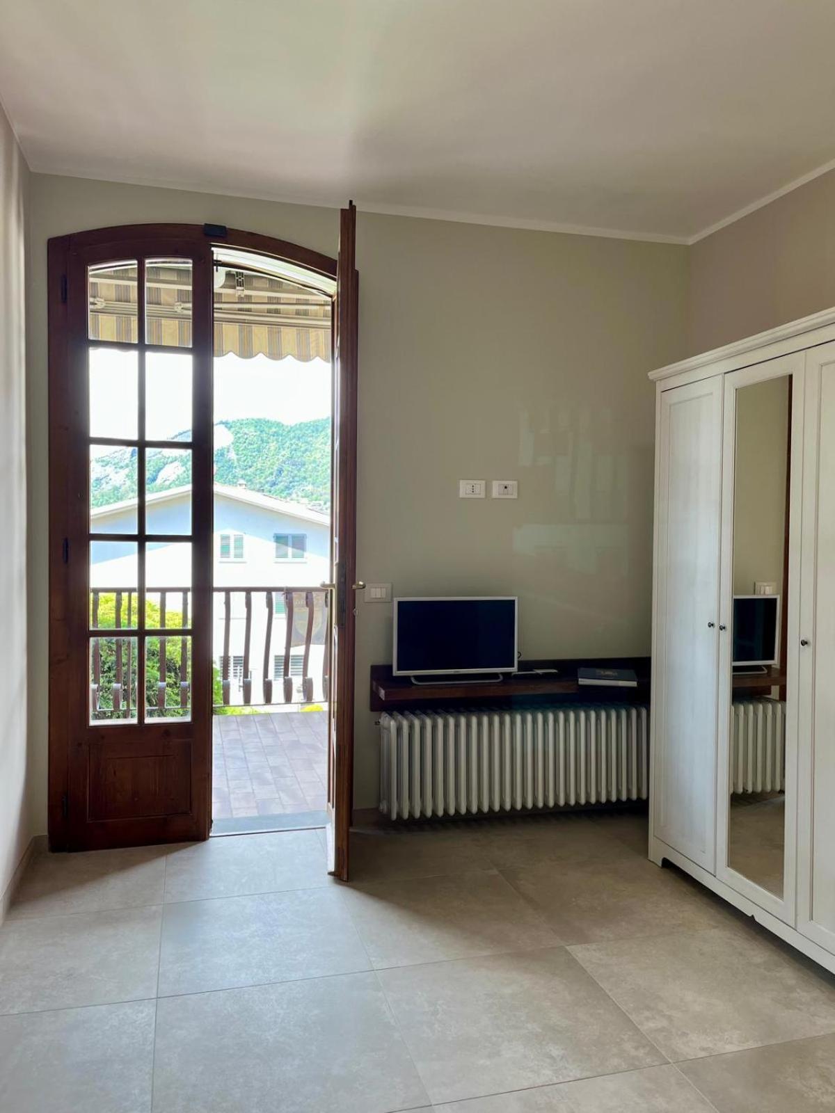 B&B Aria Di Lago Paratico Δωμάτιο φωτογραφία
