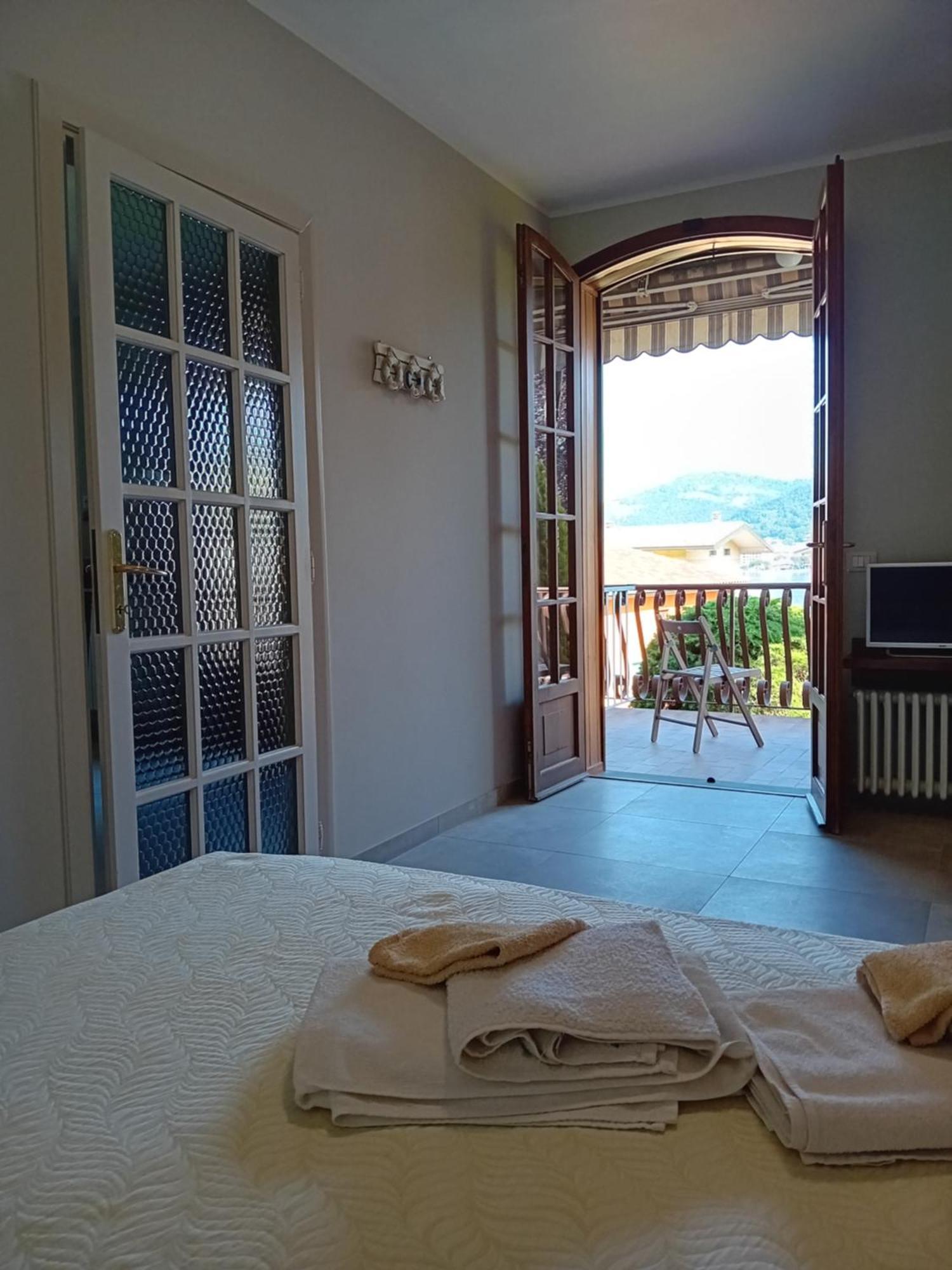 B&B Aria Di Lago Paratico Εξωτερικό φωτογραφία
