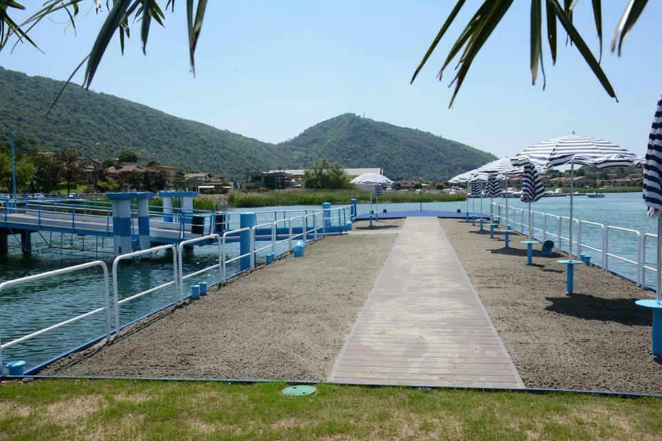B&B Aria Di Lago Paratico Εξωτερικό φωτογραφία